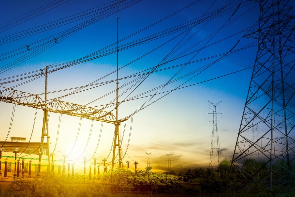 صيانة وتأهيل شبكة كهرباء ناحية الصينية في صلاح الدين